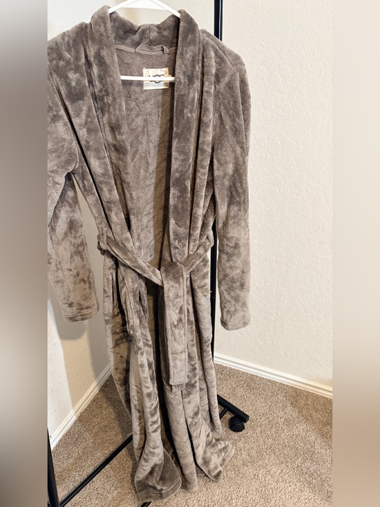 UGG Other - UGG Taupe Plush Robe with Belt